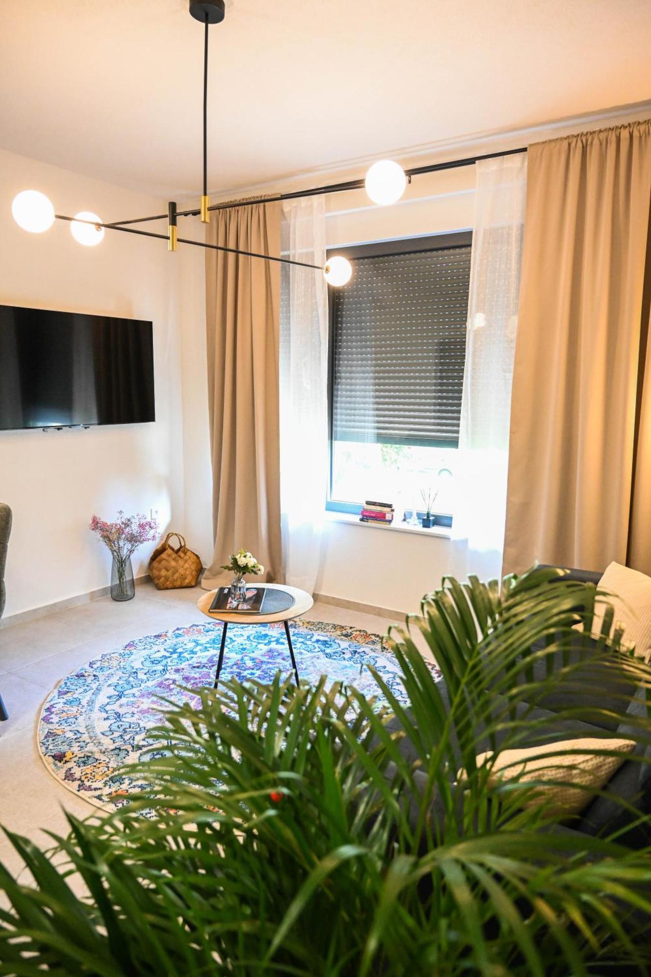 4-Star Design Apartments Bubamara Задар Екстер'єр фото